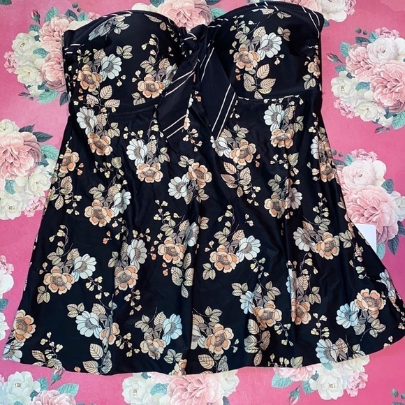 Seafolly‎ halter tankini NEW floral cut out back size 6 US - Picture 2 of 7